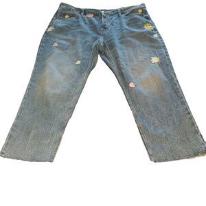 Old Navy Size 18 high rise straight embroidered button fly raw hem ankle jeans